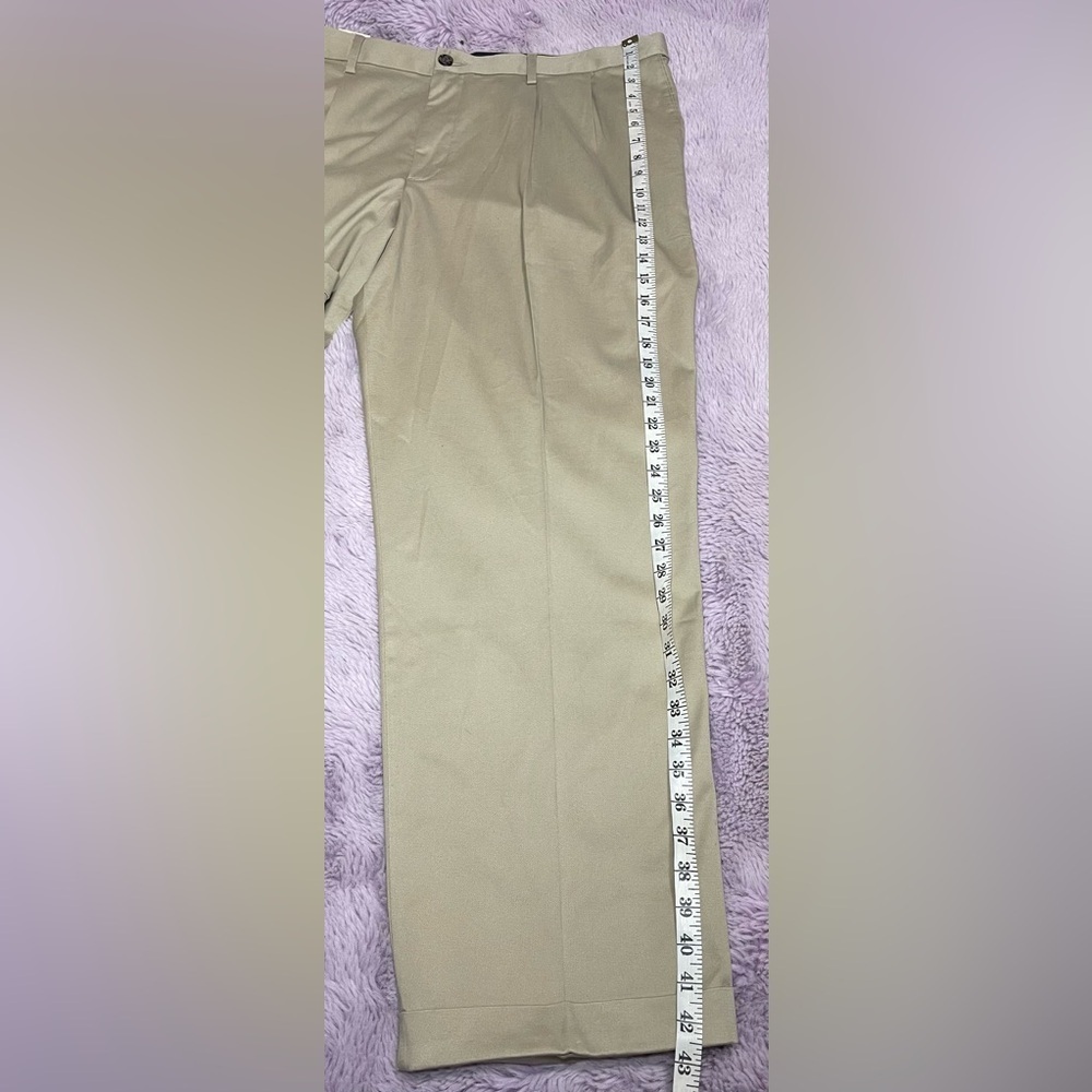 Dockers Men’s 42X32 Khaki Pants - Picture 5 of 5